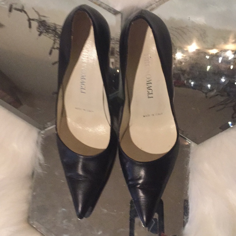 ✨BRUNOMAGLI ✨BLK ✨3.5” ✨✨STILETTO 👠HEEL✨💋